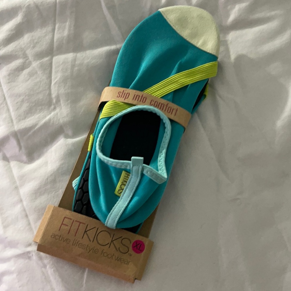 Brand New FitKicks - Yoga - Airport shoes